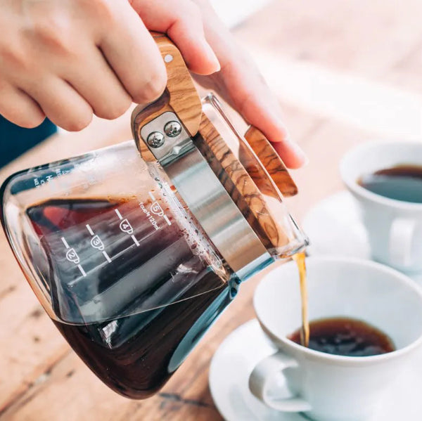 Hario V60 02 Kahve Servis Sürahisi Olive Wood