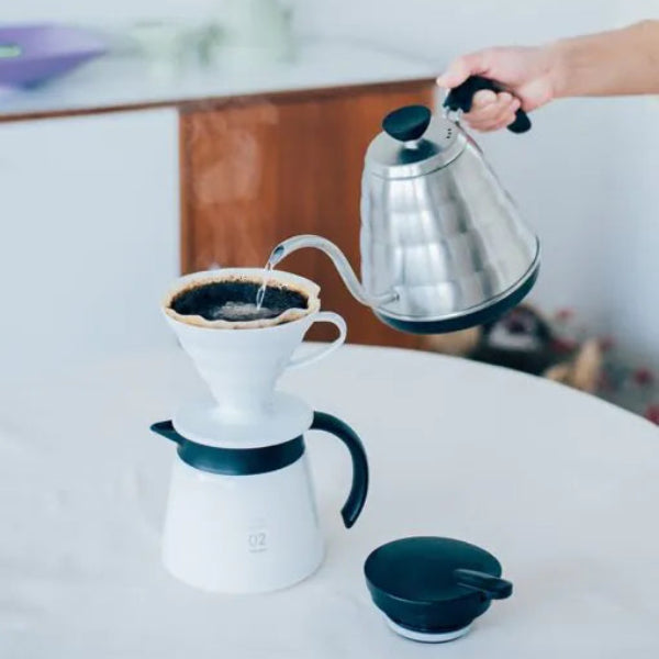 Hario V60 02 Yalıtımlı Paslanmaz Servis Sürahisi Beyaz