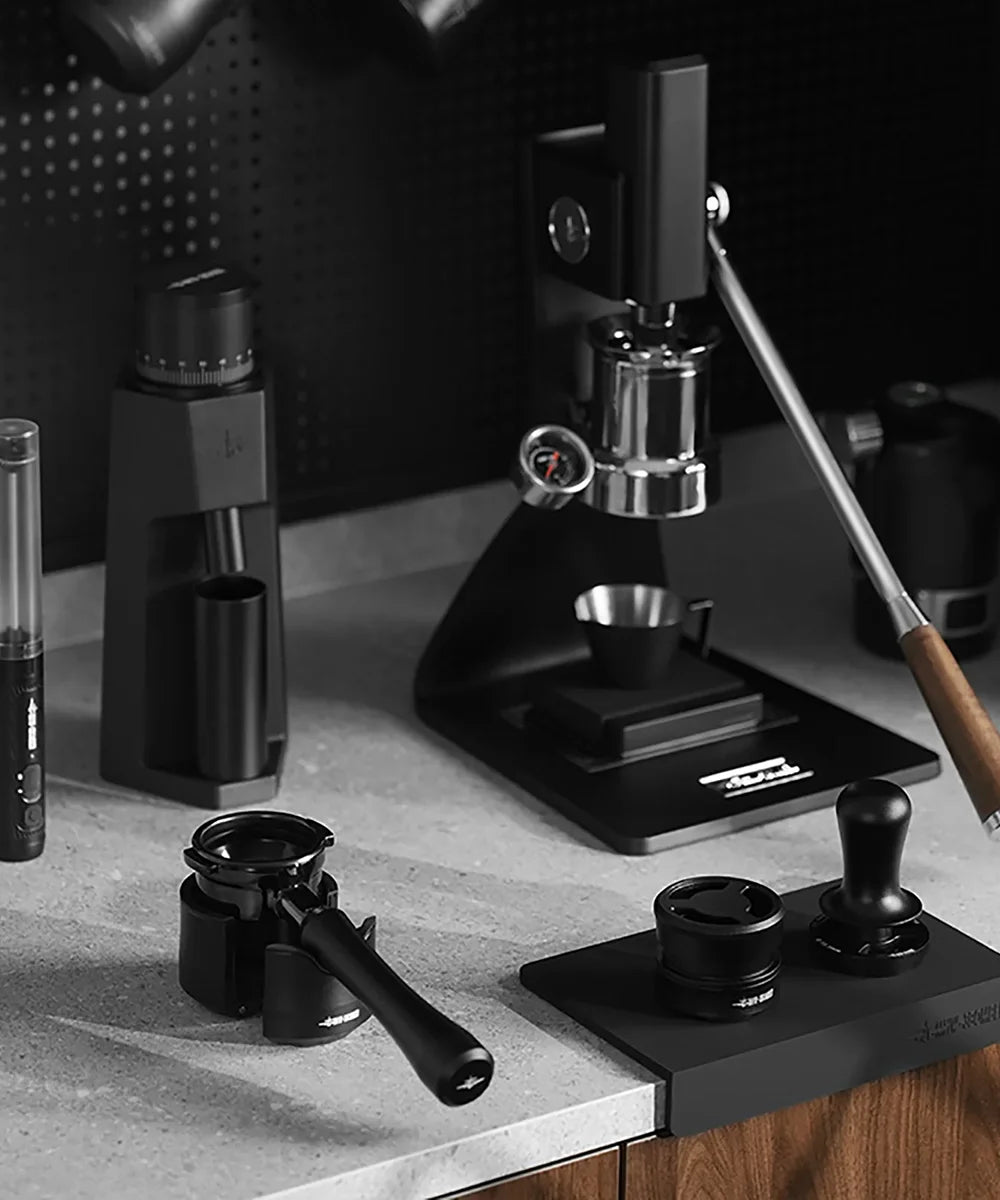 MHW-3BOMBER Astra Collection Tamper Standı 51-58mm Universal