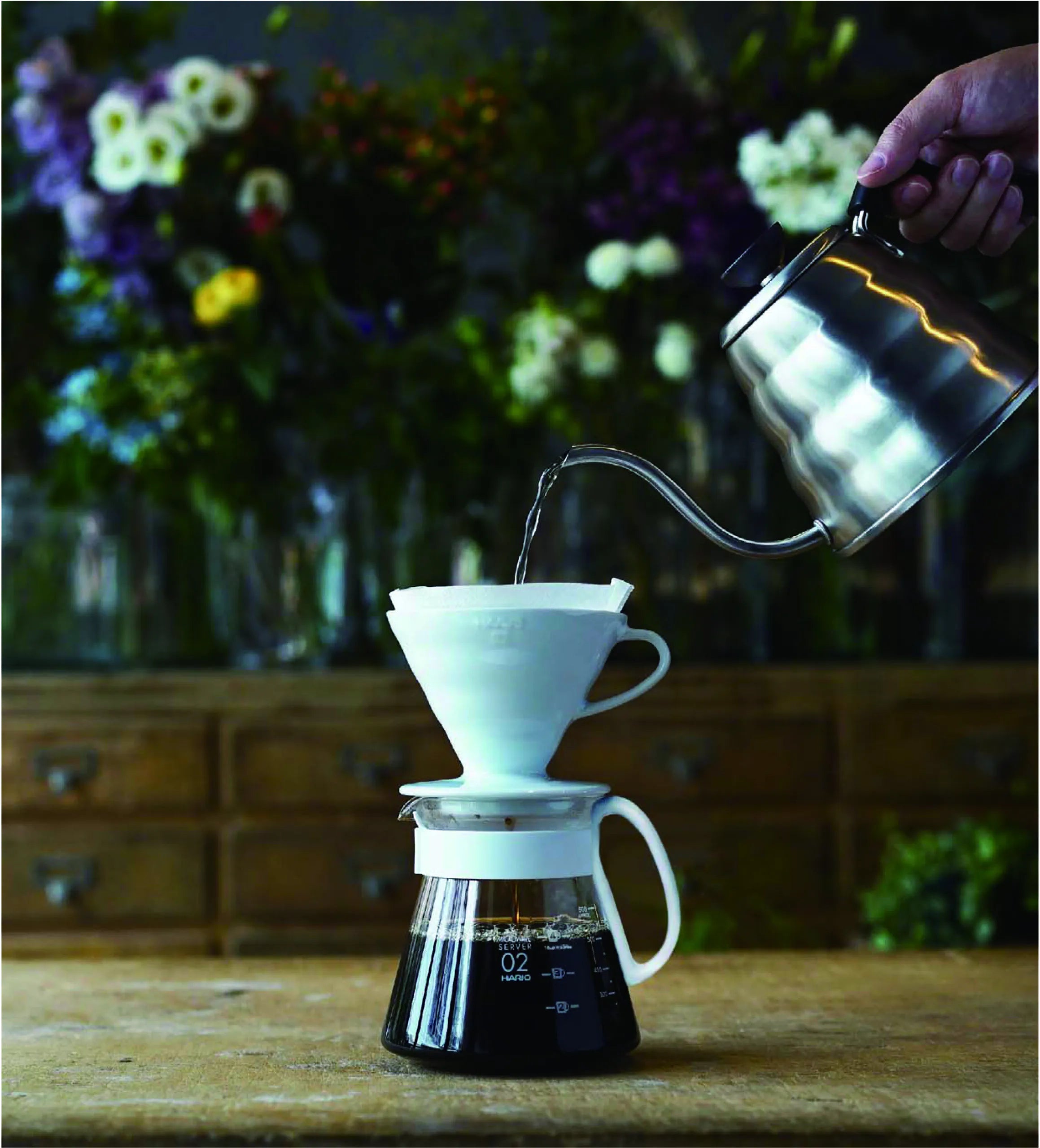 Hario V60 02 Seramik Kahve Demleme Seti Beyaz