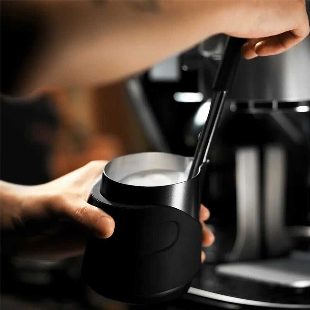 MHW-3BOMBER GT Milk Pitcher Black Handle-less Süt Potu, 400 ml - Kahvemod (3)