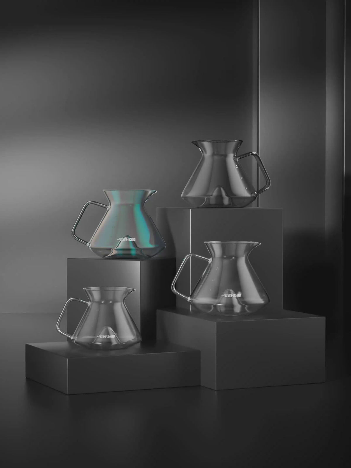 Videoyu yükle: MHW-3BOMBER Hill Coffee Server 600ml